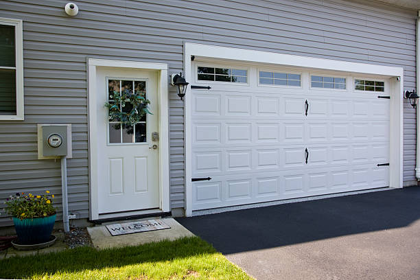 24/7 Emergency Garage Door Panel Replacement experts in Roxboro, NC